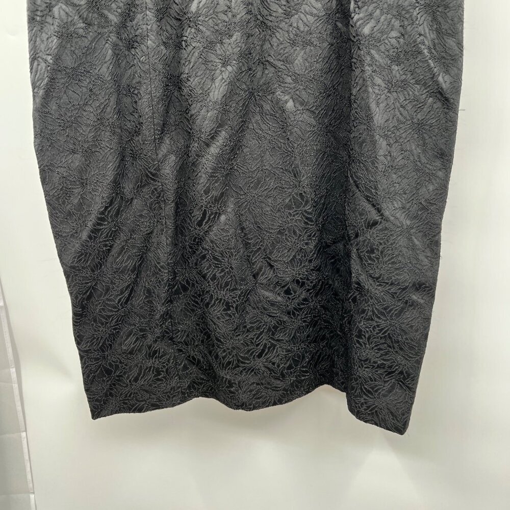Calvin Klein Embroidered Floral Sheath Dress Sleeveless Black Size Medium Zip - Picture 3 of 9